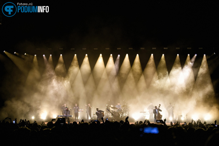 Mumford & Sons op Mumford & Sons - 17/11 - Ziggo Dome foto