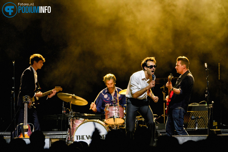 The Vaccines op Mumford & Sons - 17/11 - Ziggo Dome foto