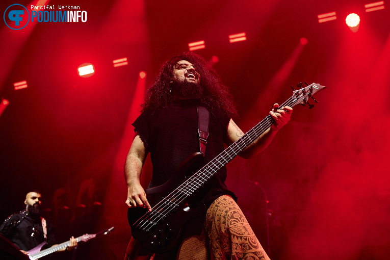 Bloodywood op Halestorm - 18/11 - AFAS Live foto