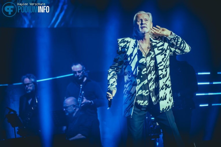 Johnny Logan op Het Grote Songfestivalfeest - 20/11 - Ziggo Dome foto