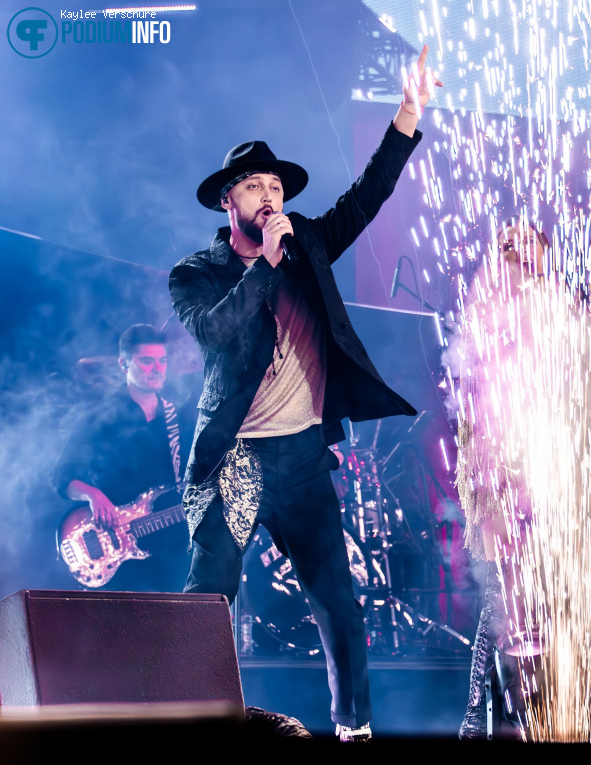 Sunstroke Project & Olia Tira op Het Grote Songfestivalfeest - 20/11 - Ziggo Dome foto