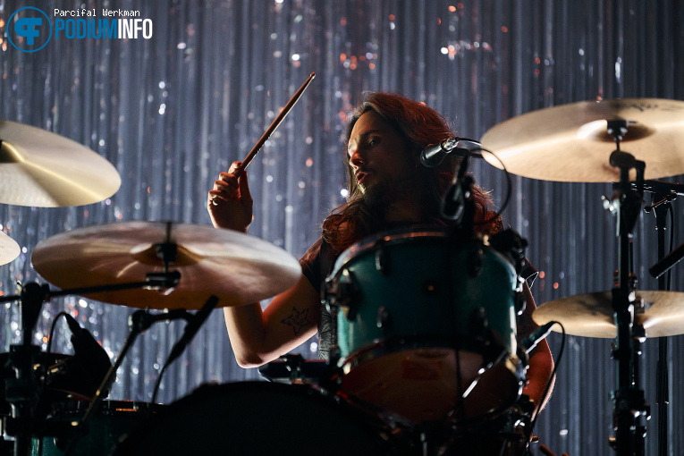 Wolf Alice op Wolf Alice - 23/11 - AFAS Live foto
