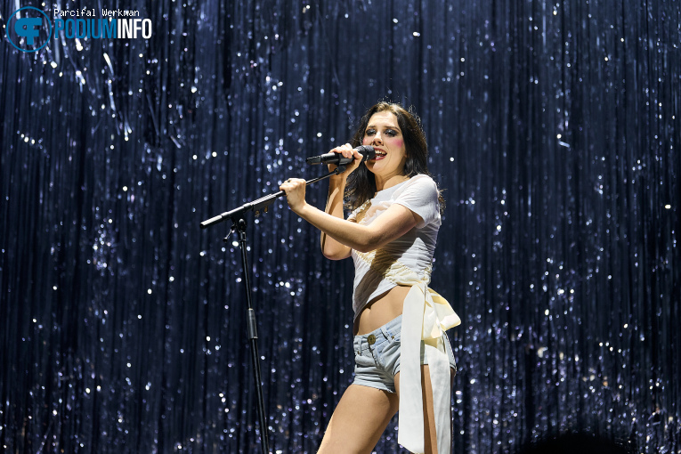 Wolf Alice op Wolf Alice - 23/11 - AFAS Live foto