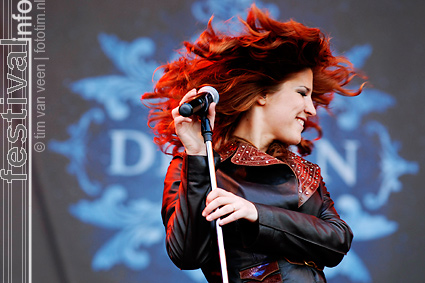 Delain op Wâldrock 2009 foto