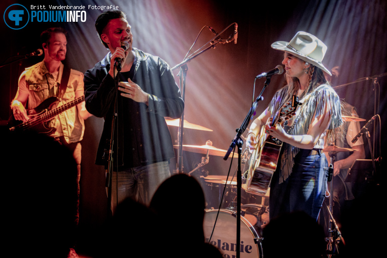 Melanie Ryan op Melanie Ryan - 30/11 - Mezz foto
