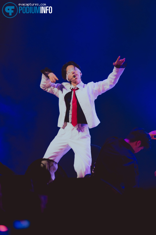 OneUs op OneUs - 09/12 - TivoliVredenburg foto