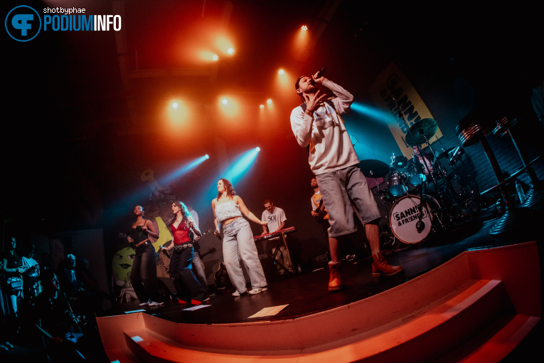 Sann!e & Fr!ends op SANN!E & FR!ENDS - 07/12 - Fluor foto
