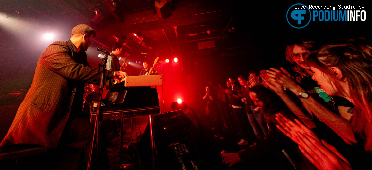 Dawn Brothers op Dawn Brothers - 12/12 - Burgerweeshuis foto