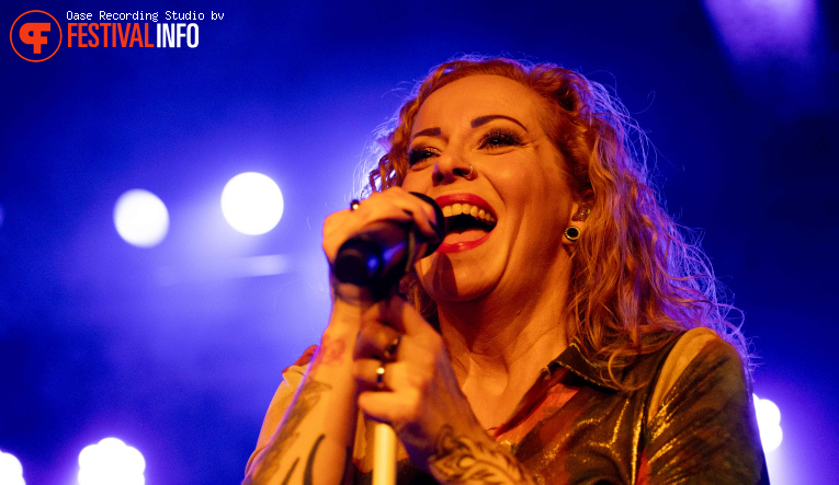 Anneke van Giersbergen op MOMfest 2025 foto