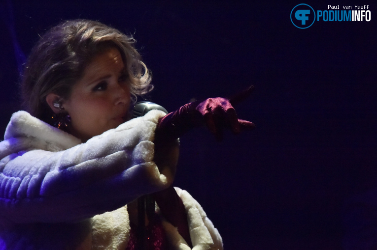 Julie Huard op Julie Huard | Let's Go Paris! - 13/12 - Spant! foto