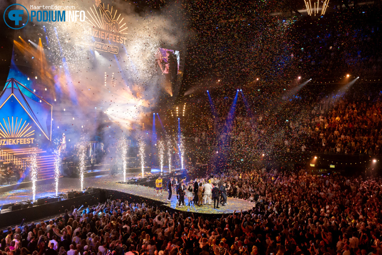Jan Smit op Muziekfeest Van Het Jaar - 12/12 - Ziggo Dome foto