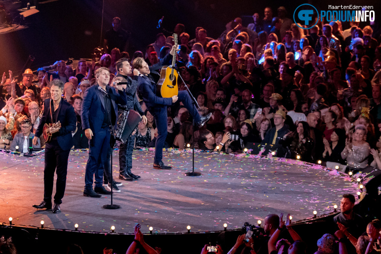 3JS op Muziekfeest Van Het Jaar - 12/12 - Ziggo Dome foto