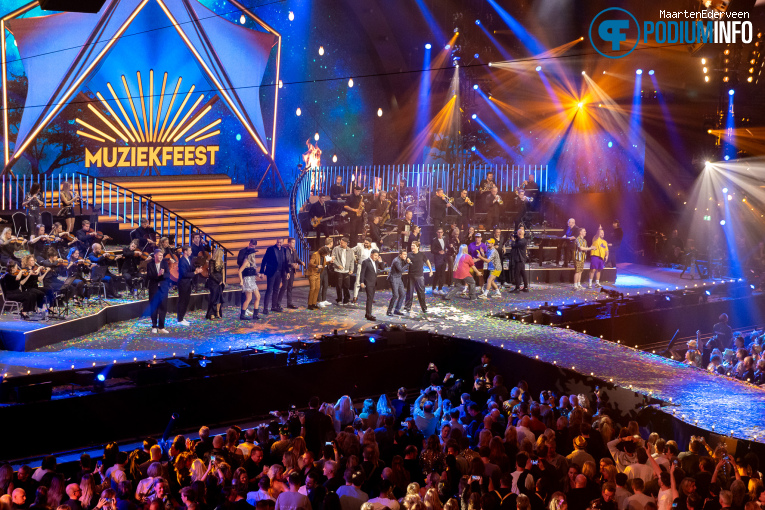 Jan Smit op Muziekfeest Van Het Jaar - 12/12 - Ziggo Dome foto