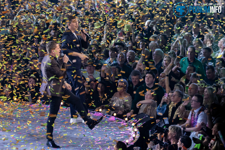 Sven Versteeg op Muziekfeest Van Het Jaar - 12/12 - Ziggo Dome foto