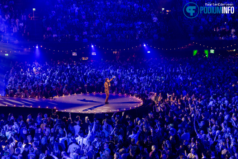 Vinzzent op Muziekfeest Van Het Jaar - 12/12 - Ziggo Dome foto