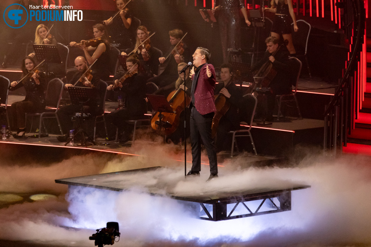 Sven Versteeg op Muziekfeest Van Het Jaar - 12/12 - Ziggo Dome foto