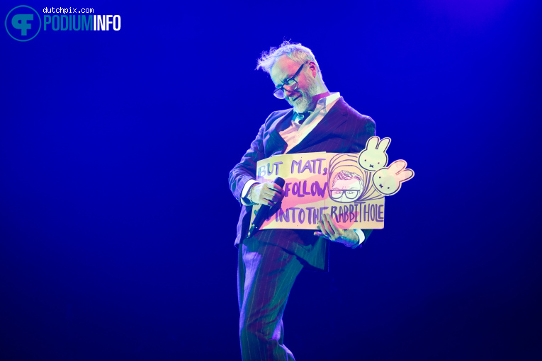 Matt Berninger op Matt Berninger (extra show) - 14/12 - Theater Rotterdam foto