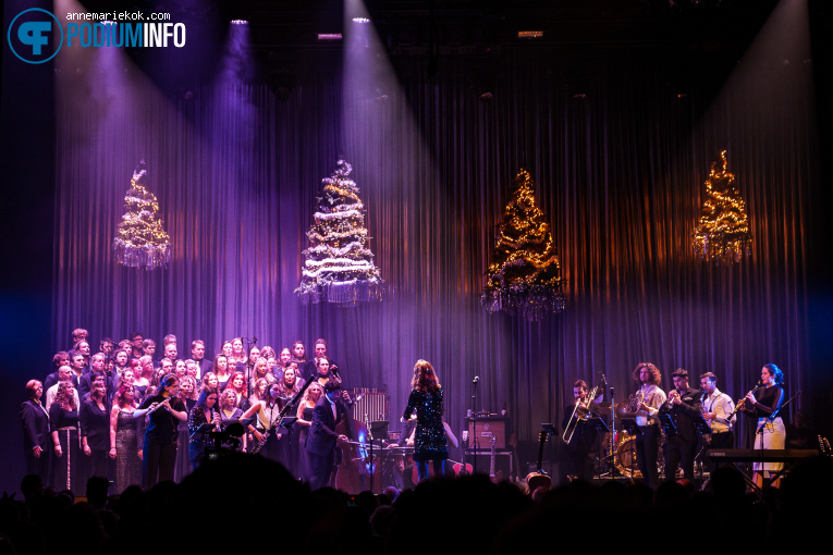 Clean Pete op Clean Pete's Kerstshow - 20/12 - Doornroosje foto