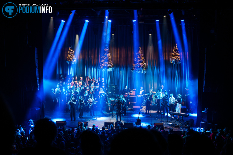 Clean Pete op Clean Pete's Kerstshow - 20/12 - Doornroosje foto