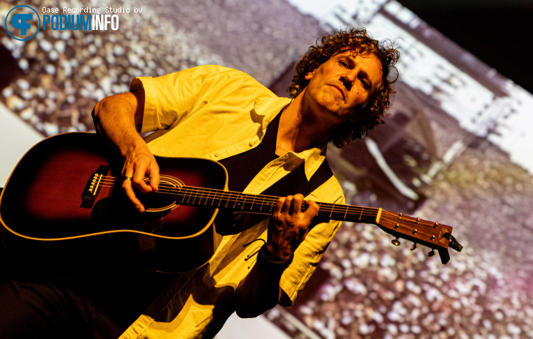 Tribute To The Music Of Live Aid op Tribute To The Music Of Live Aid - 27/12 - Deventer Schouwburg foto