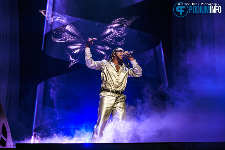 Jonna Fraser op Jonna Fraser - 18/12 - Ziggo Dome foto