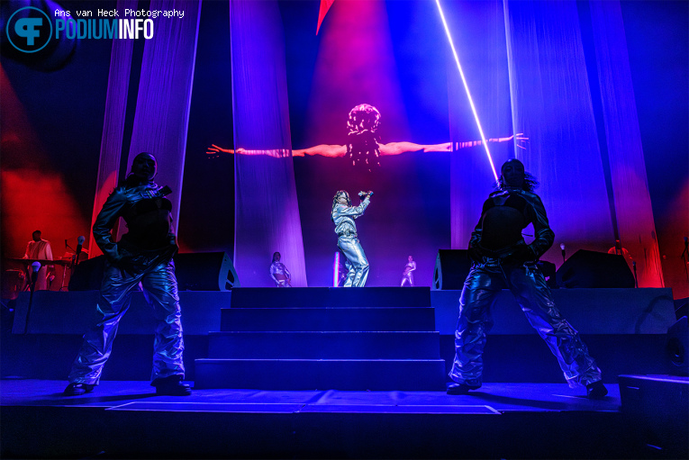 Jonna Fraser op Jonna Fraser - 18/12 - Ziggo Dome foto