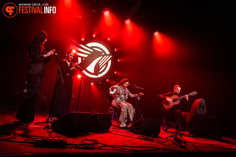 Lela Soto op Eurosonic Noorderslag (ESNS) 2026 - Woensdag foto