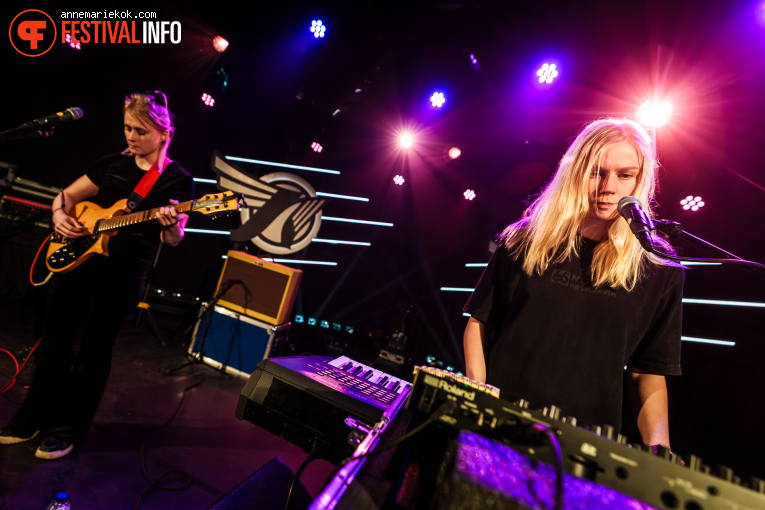 Maustetytöt op Eurosonic Noorderslag (ESNS) 2026 - Woensdag foto