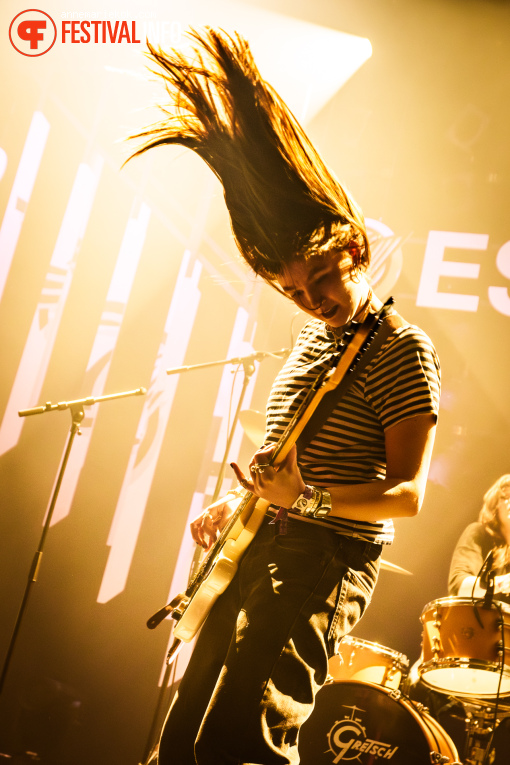 Man/Woman/Chainsaw op Eurosonic Noorderslag (ESNS) 2026 - Woensdag foto