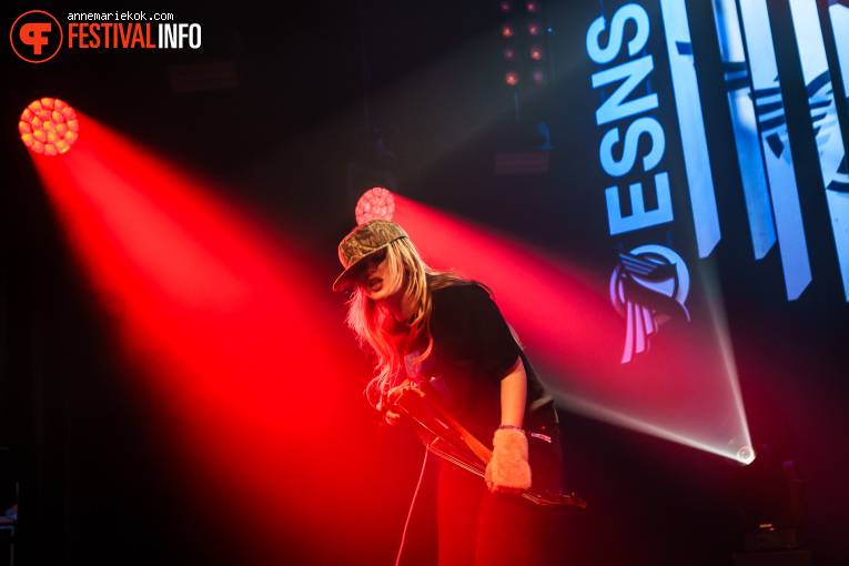 Man/Woman/Chainsaw op Eurosonic Noorderslag (ESNS) 2026 - Woensdag foto