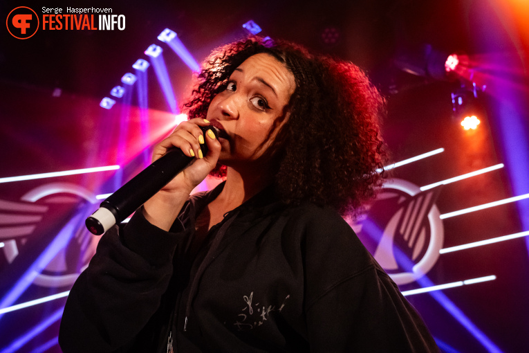 Isha (NL) op Eurosonic Noorderslag (ESNS) 2026 - Woensdag foto