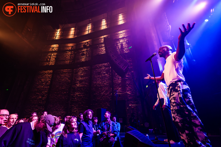 Joshua Idehen op Eurosonic Noorderslag (ESNS) 2026 - Donderdag foto