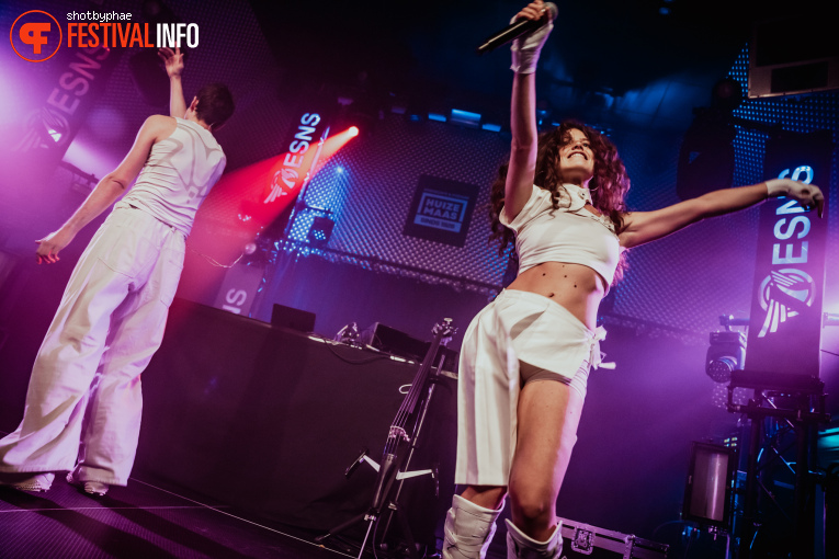 Abor & Tynna op Eurosonic Noorderslag (ESNS) 2026 - Donderdag foto