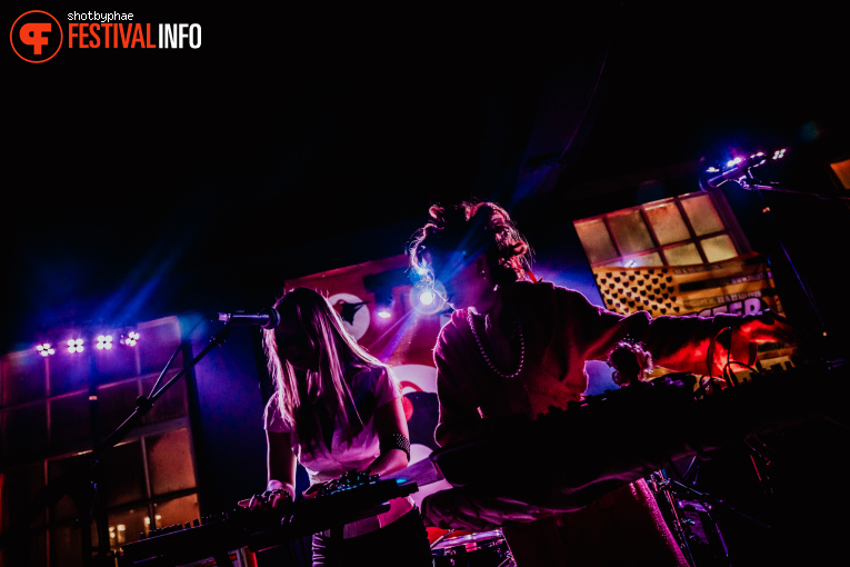 Katie Bitchcoin op Eurosonic Noorderslag (ESNS) 2026 - Donderdag foto
