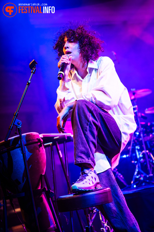 Léonie Pernet op Eurosonic Noorderslag (ESNS) 2026 - Vrijdag foto