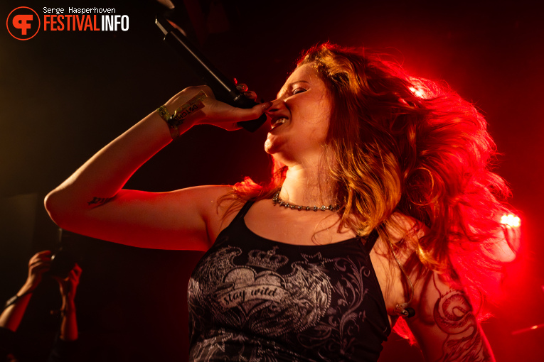Alice Olsthoorn op Eurosonic Noorderslag (ESNS) 2026 - Zaterdag foto