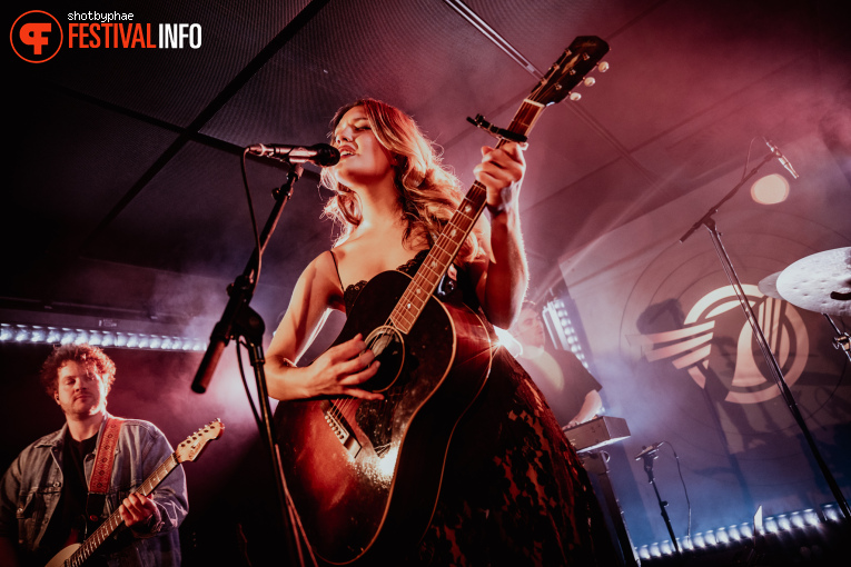 Isabel van Gelder op Eurosonic Noorderslag (ESNS) 2026 - Zaterdag foto