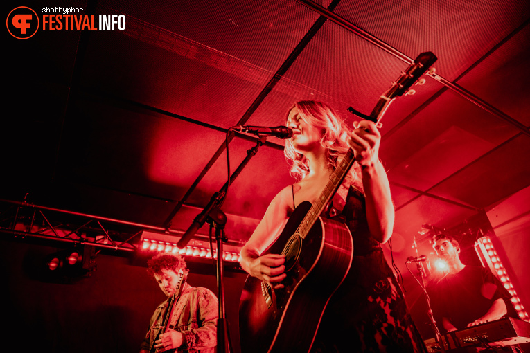 Isabel van Gelder op Eurosonic Noorderslag (ESNS) 2026 - Zaterdag foto