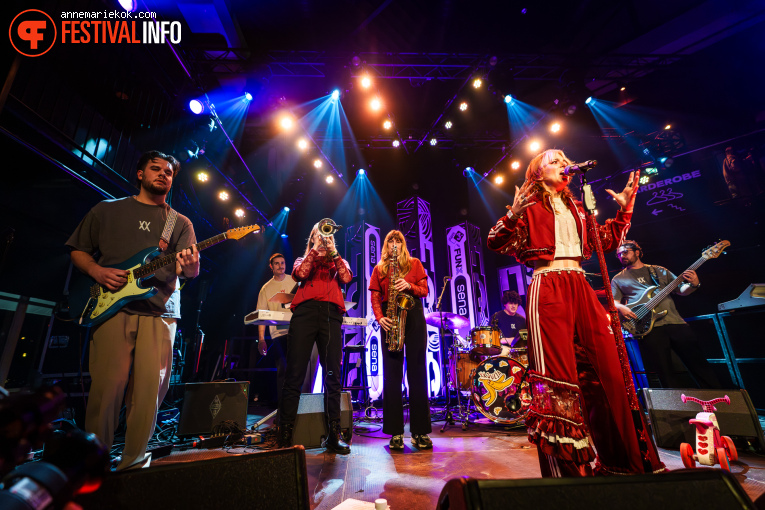 XXJULÍA op Eurosonic Noorderslag (ESNS) 2026 - Zaterdag foto