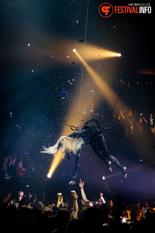 Davina Michelle op De Vrienden van Amstel LIVE - 09/01 - Ahoy foto
