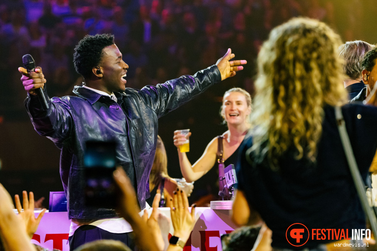 Claude op De Vrienden van Amstel LIVE - 09/01 - Ahoy foto