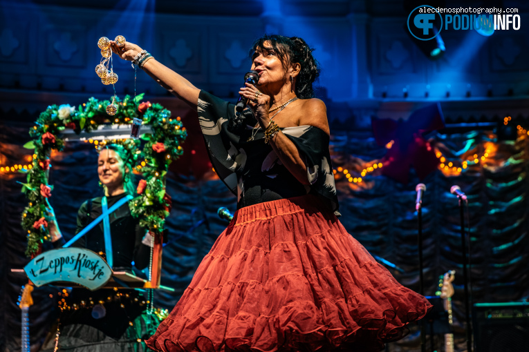 De Grote Zeppos Kerst Show op De Grote Zeppos Kerst Show - 24/12 - Paradiso foto