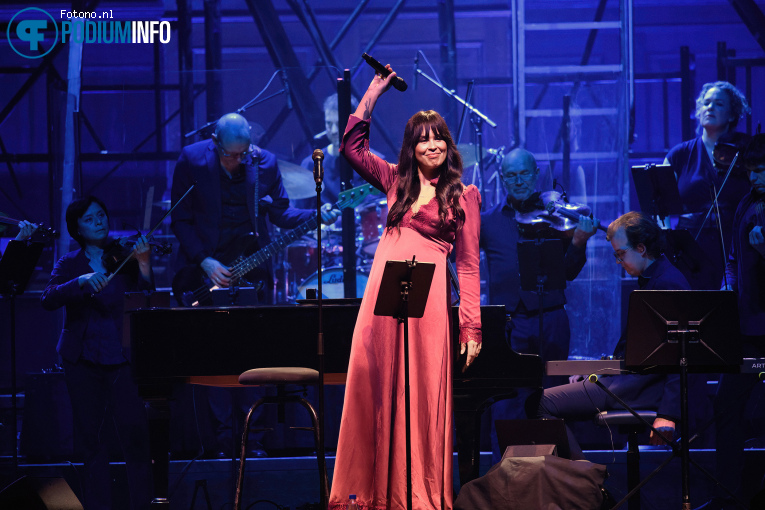 Maria Mena op Amsterdam Sinfonietta / Maria Mena - 19/01 - Concertgebouw foto