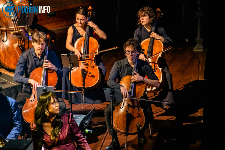 Amsterdam Sinfonietta op Amsterdam Sinfonietta / Maria Mena - 19/01 - Concertgebouw foto