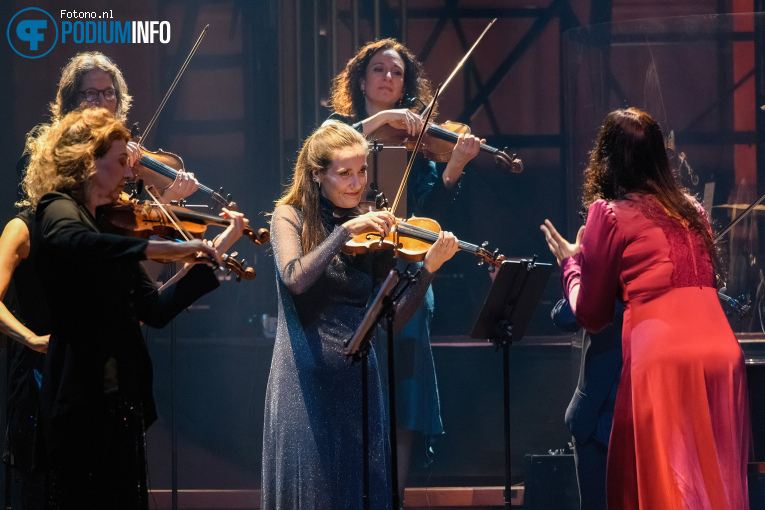 Amsterdam Sinfonietta op Amsterdam Sinfonietta / Maria Mena - 19/01 - Concertgebouw foto