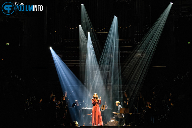 Maria Mena op Amsterdam Sinfonietta / Maria Mena - 19/01 - Concertgebouw foto