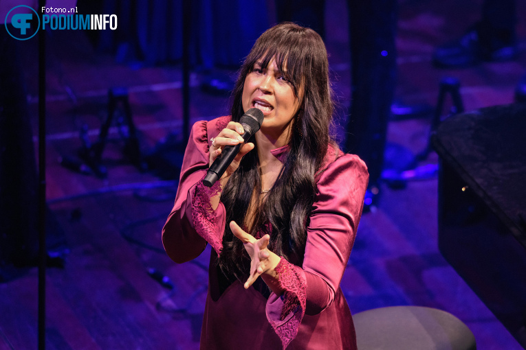 Maria Mena op Amsterdam Sinfonietta / Maria Mena - 19/01 - Concertgebouw foto