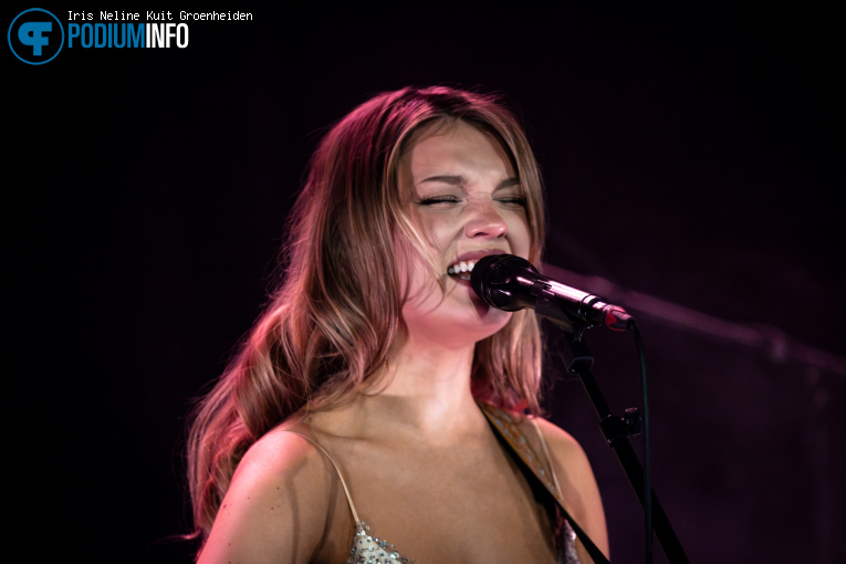 Isabel van Gelder op Isabel van Gelder - 22/01 - Paradiso foto