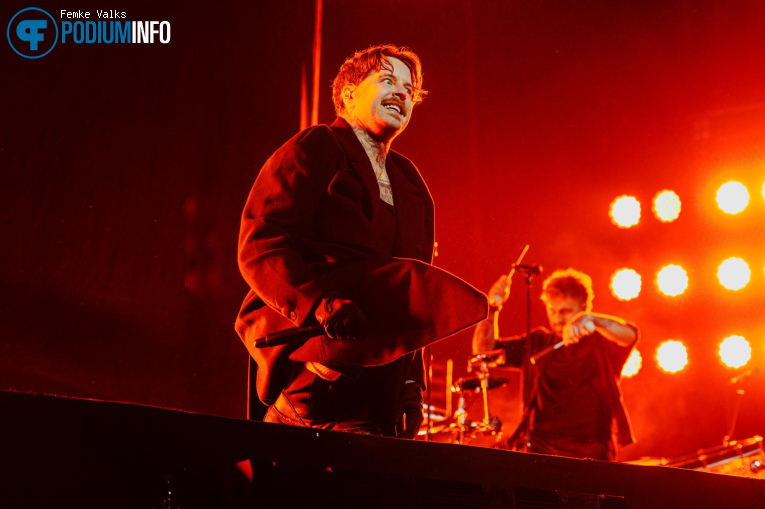 Bury Tomorrow op Electric Callboy - 17/01 - Ahoy foto