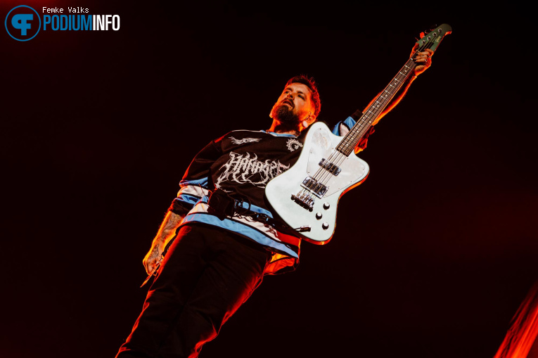 Bury Tomorrow op Electric Callboy - 17/01 - Ahoy foto